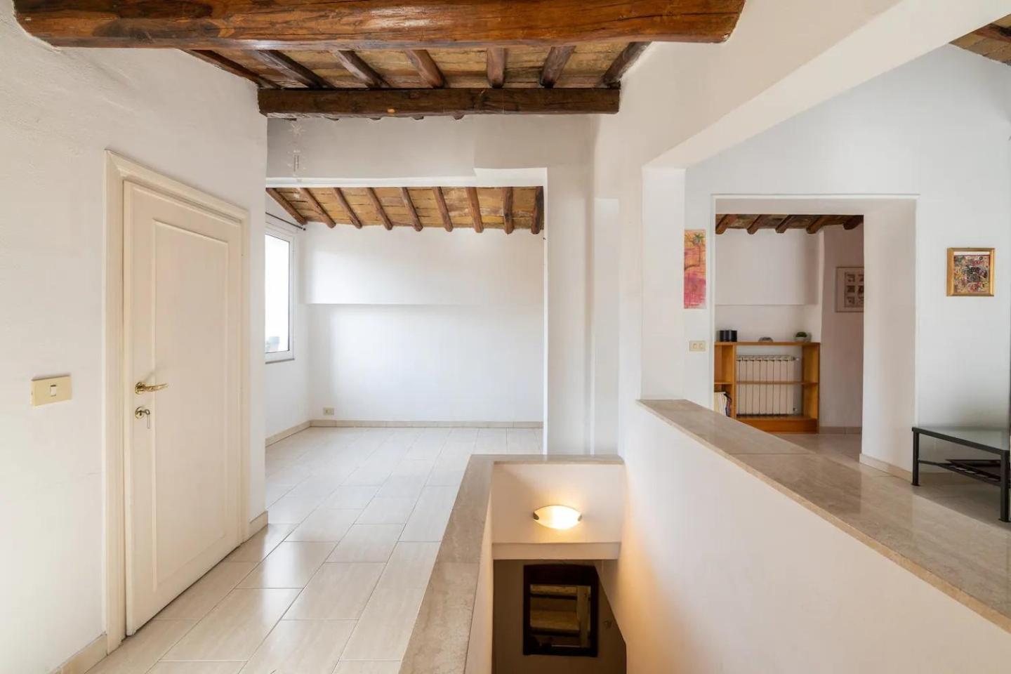 15 Min From Piazza Venezia Skyline Sanctuary In Trastevere 외부 사진